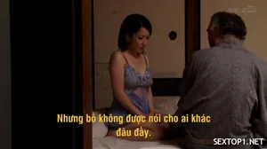 Cô gái xinh đẹp ngực to! Sử dụng ngực lớn để quan hệ bằng miệng! Cặp đôi này vào phòng và quan hệ tình dục. Họ nắm lấy cái của quý và mút nó. Họ giữ chặt cái mông béo và tiến vào từ phía sau. Hai con vú rung chuyển trong tư thế cưỡi ngựa...