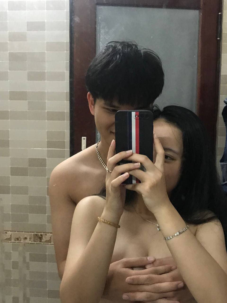 Kana Momonogi tâm sự mỏng cùng thầy giáo trong khách sạn